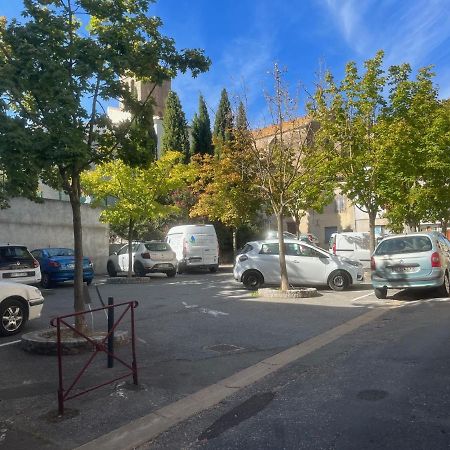 Jouxtant Le Canal Du Midi Trèbes Exterior foto